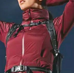 Women's Burgundy L Puffer Jacket